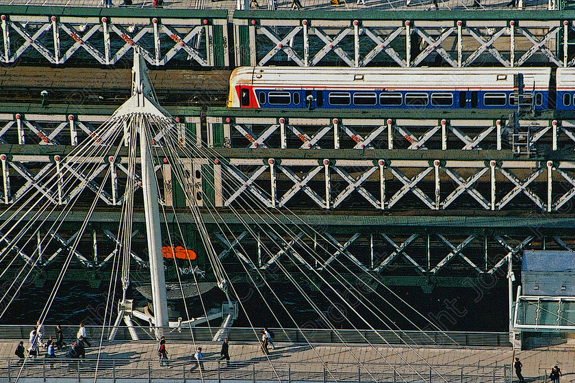 Hungerford Bridges 
 London 2003
