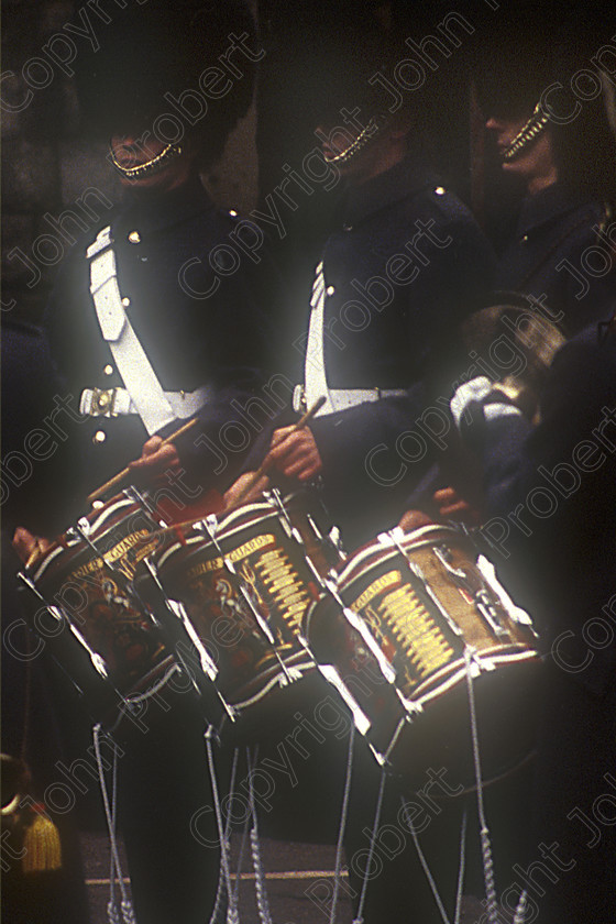 Drums 
 Windsor 1992