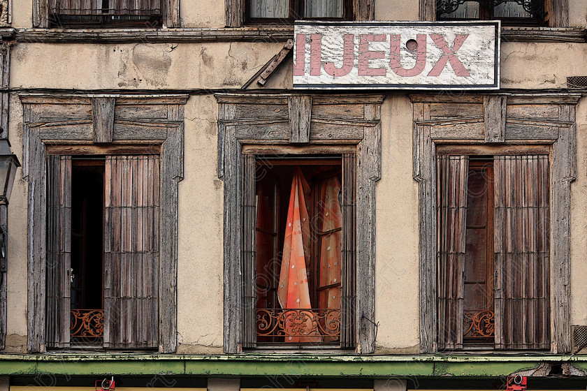 Window Trio 
 Troyes, France 2013